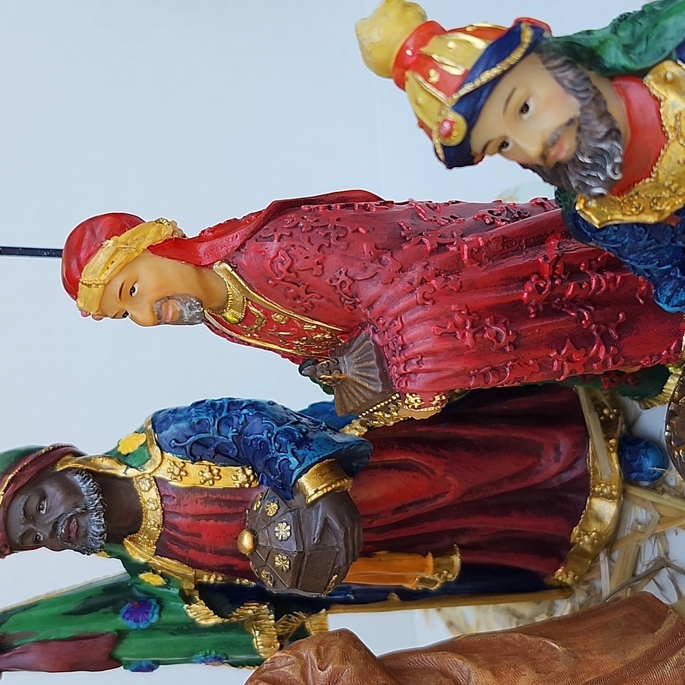 NIB THE REAL LIFE NATIVITY SET/THE THREE KINGS GIFTS 14 PIECE 7" SET - Picture 9 of 17